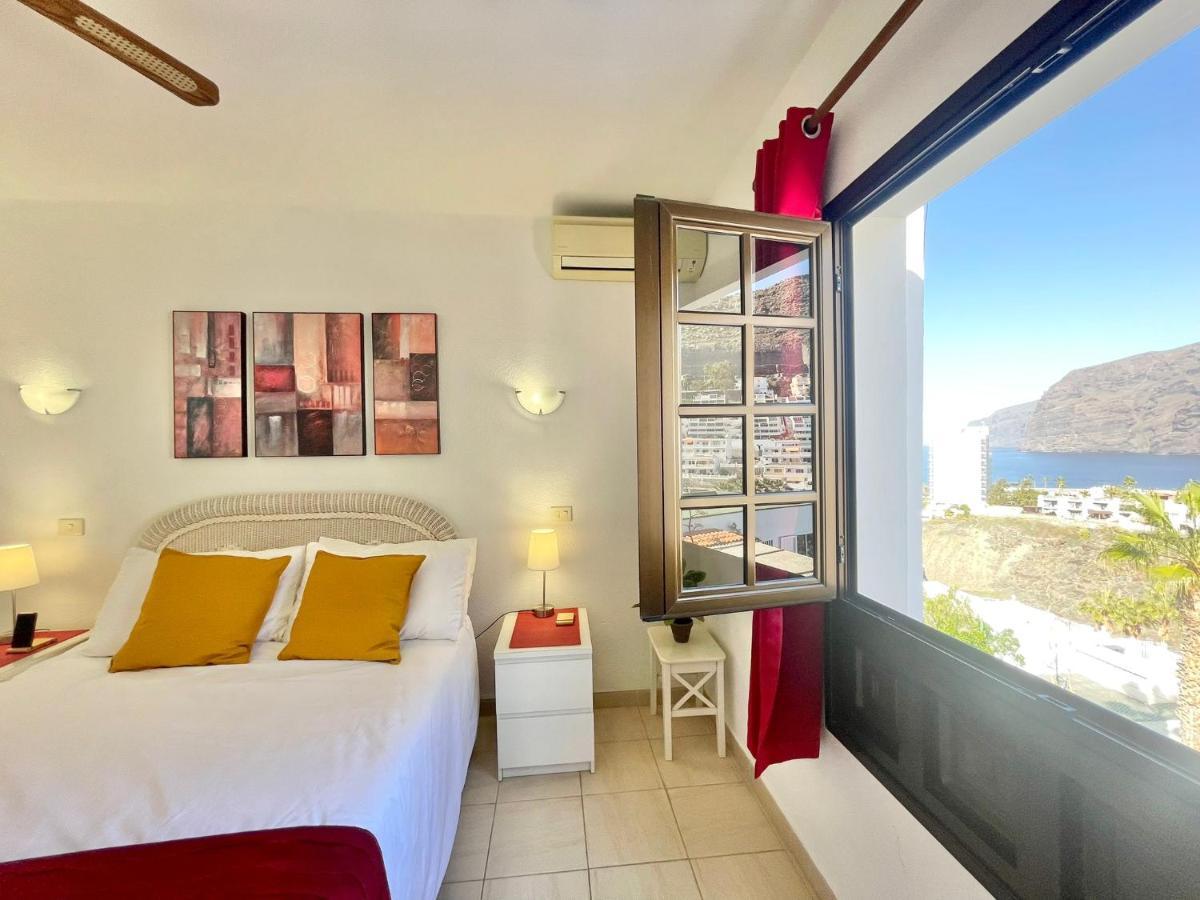 Seaview Townhouse In Puerto Santiago & Los Gigantes Пуерто де Сантяго Екстериор снимка