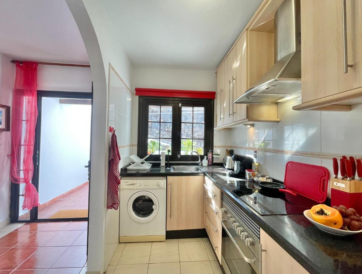 Seaview Townhouse In Puerto Santiago & Los Gigantes Пуерто де Сантяго Екстериор снимка