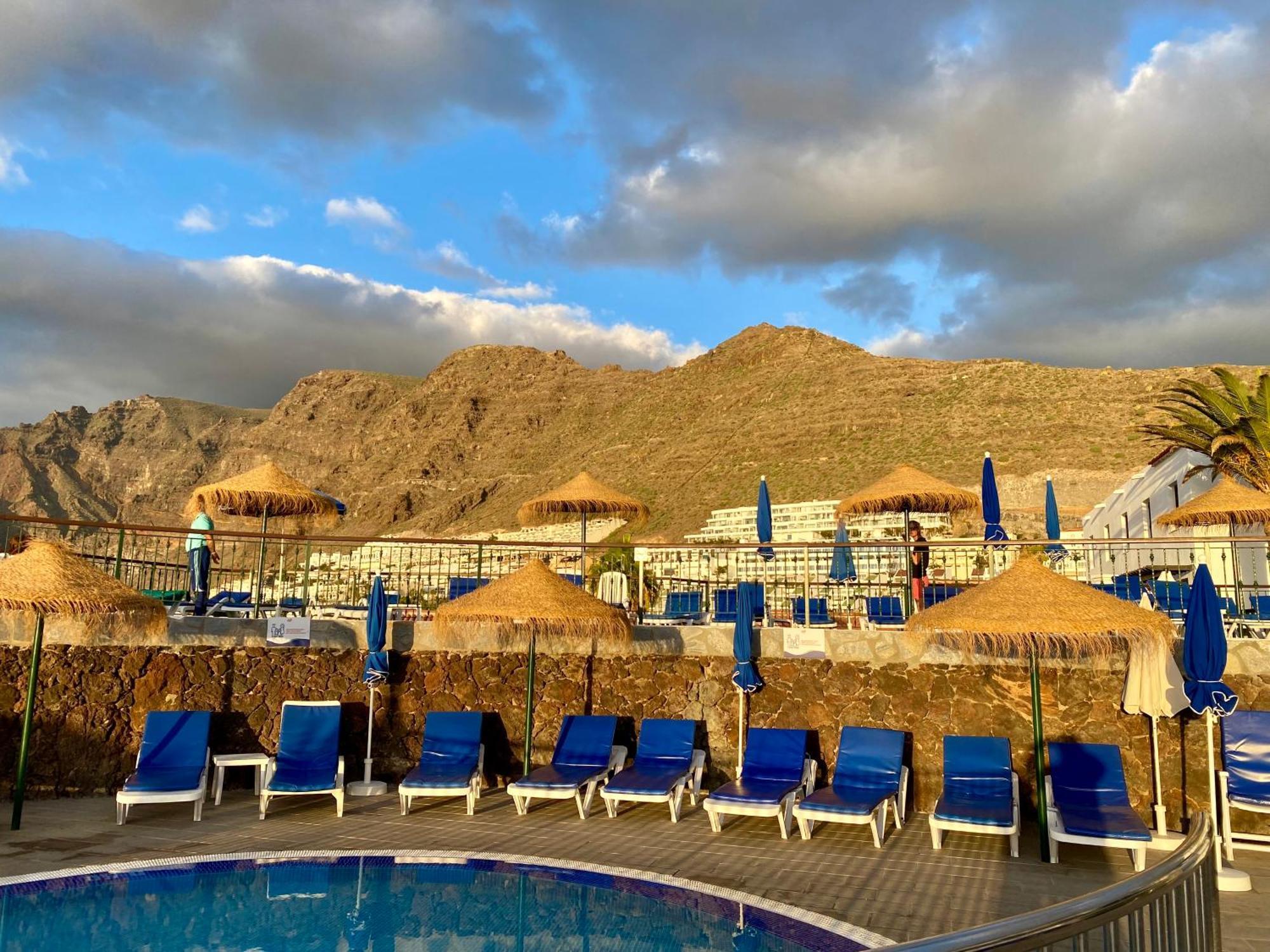Seaview Townhouse In Puerto Santiago & Los Gigantes Пуерто де Сантяго Екстериор снимка